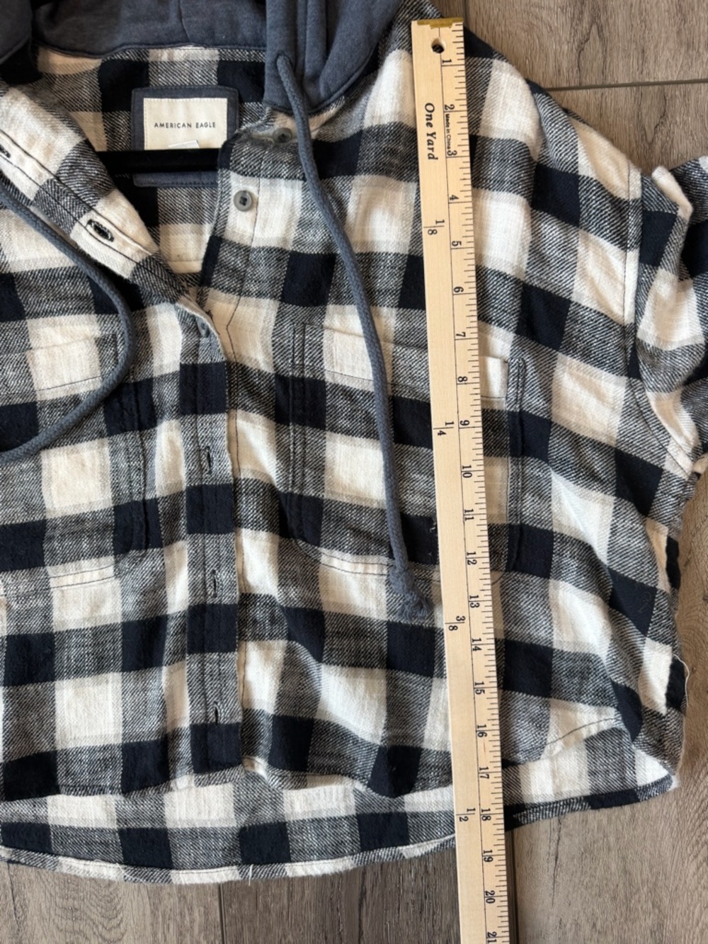 American Eagle Navy & Cream Plaid Hooded Grunge Cropped Shacket - Picture 9 of 10